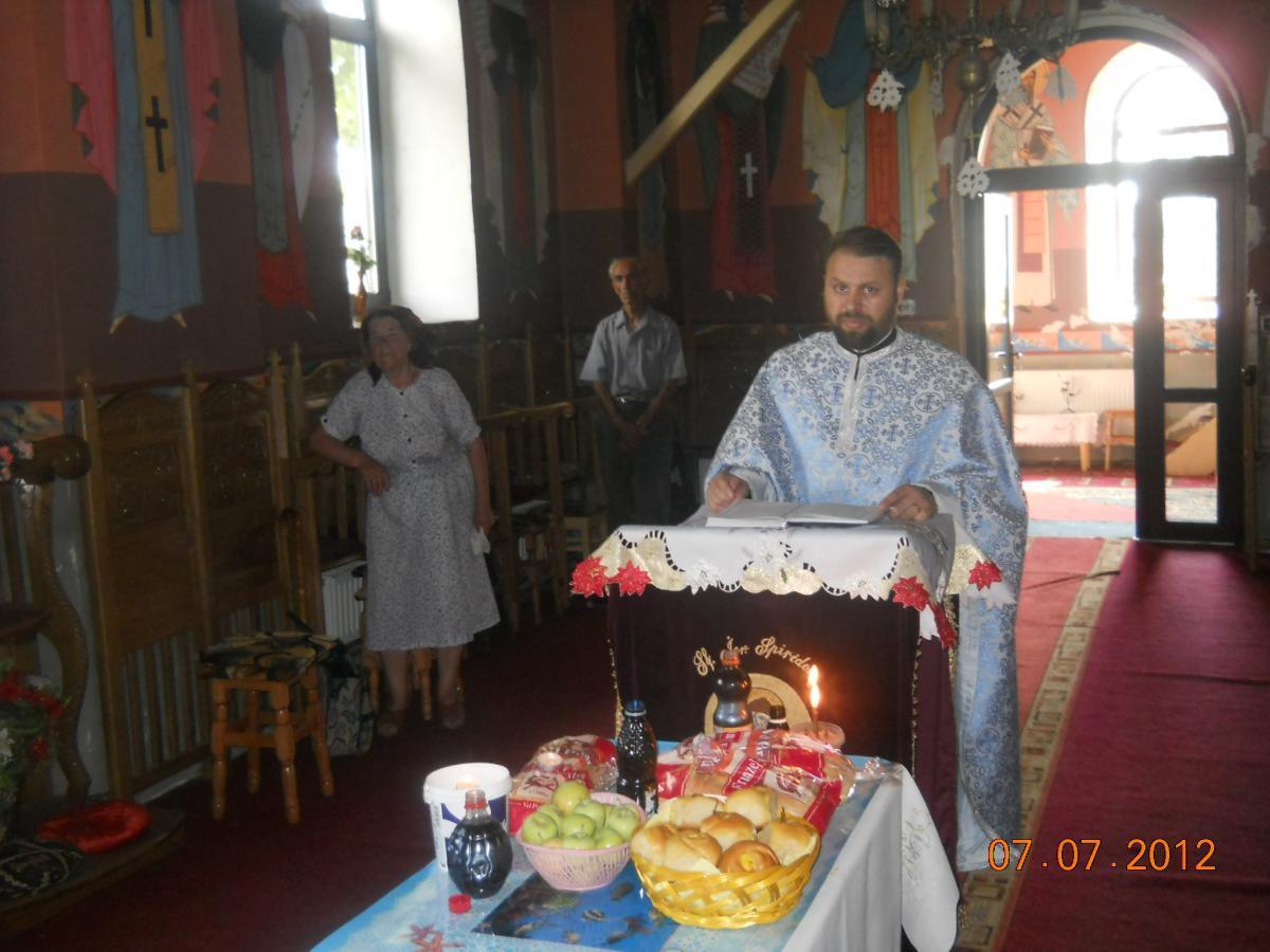 Şi încă vre-o doi credincioşi