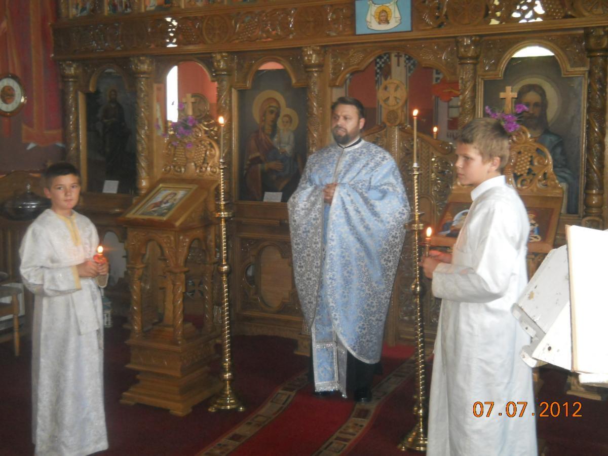 Bogaţii au sărăcit şi au flămânzit