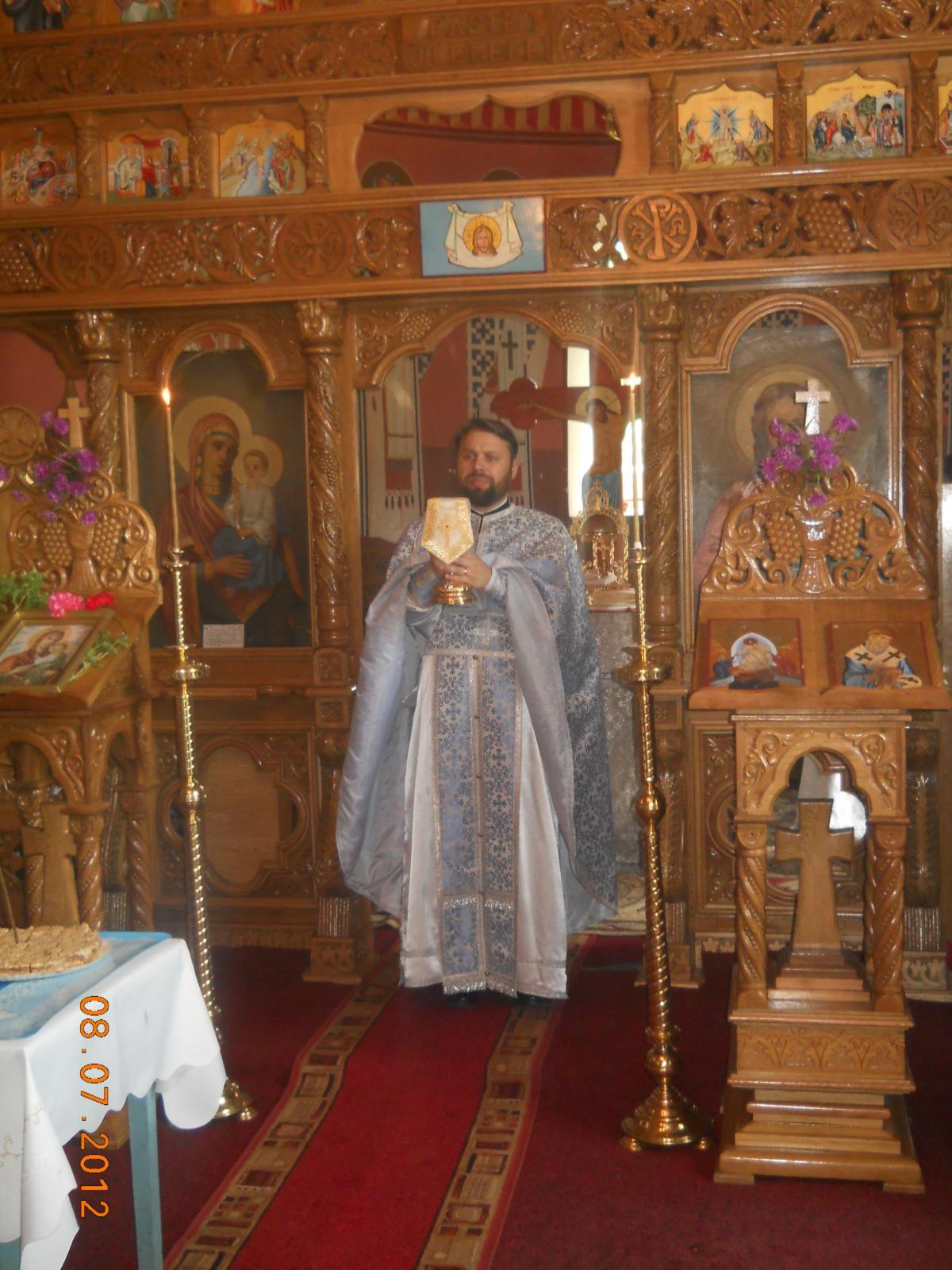 Cu frică de Dumnezeu, apropiaţi-vă!