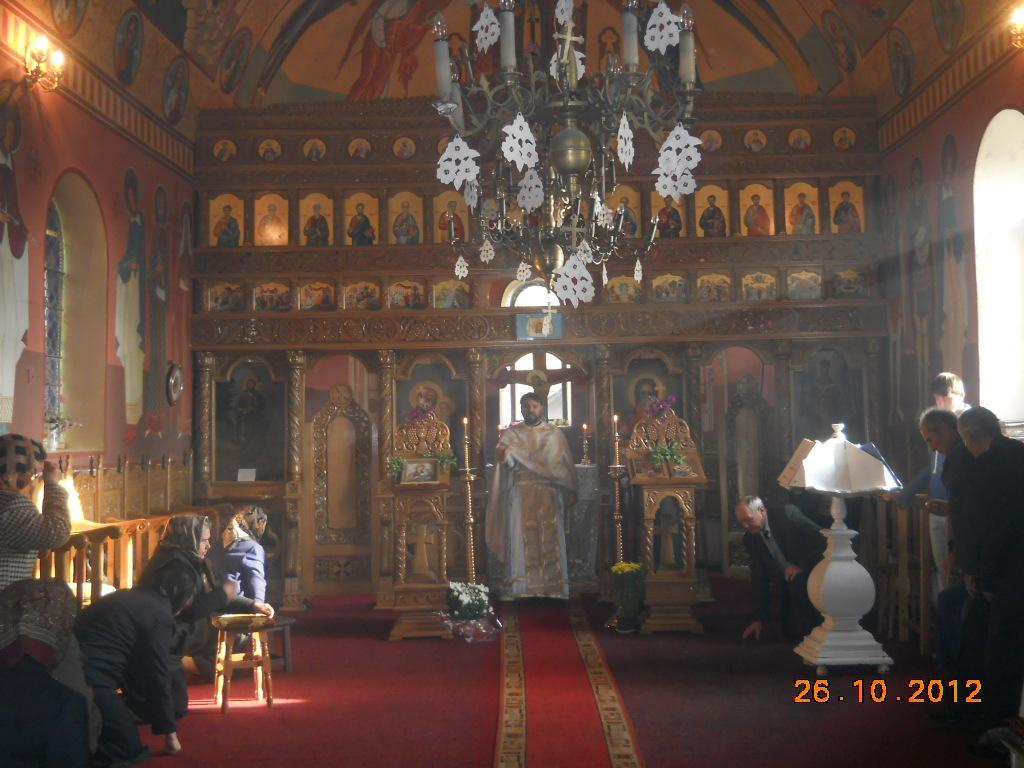 Interiorul Bisericii din Movileni