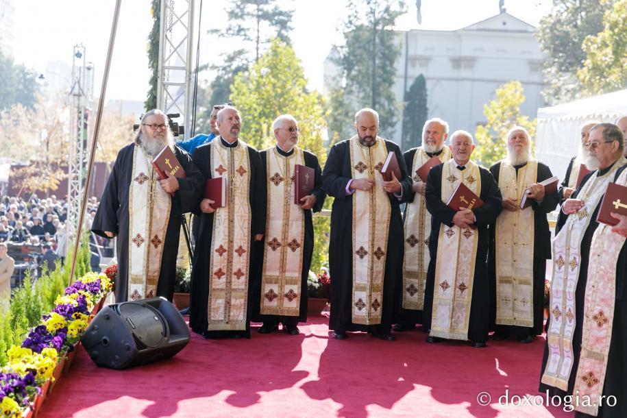 Foto: Constantin Comici / „Crucea Moldavă” pentru preoții care au construit biserici în perioada comunistă